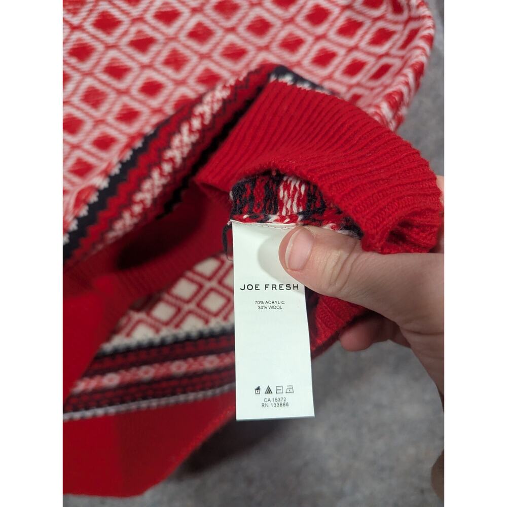 Joe Fresh Women's Red Knit Christmas Holiday Sweater Black White Size Med - Picture 7 of 8